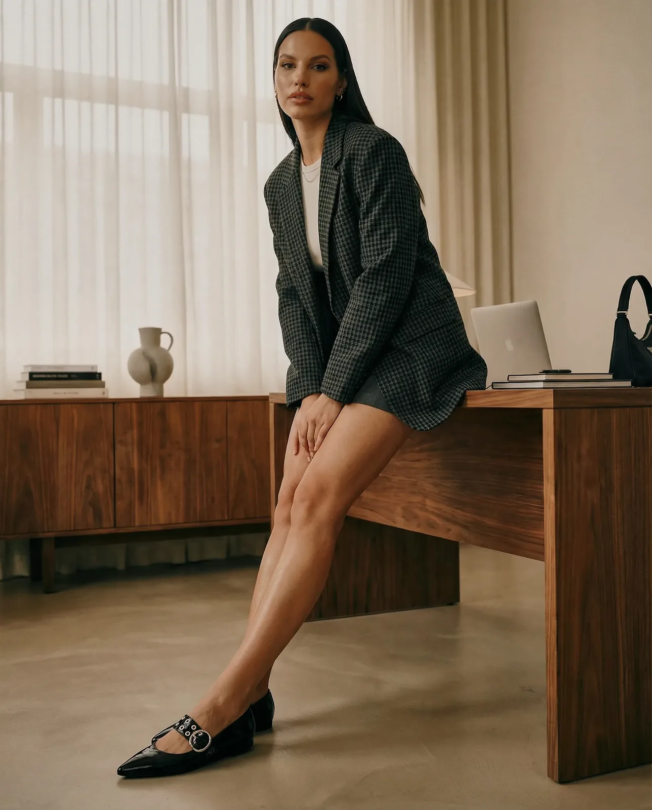 Gianluca Pisati Fall/Winter 2025 collection editorial, look 24